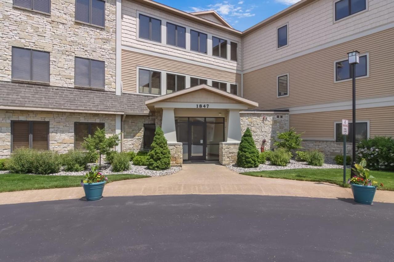 Sugar Beach Villa 1012 Luxury Waterfront Condo Traverse City Buitenkant foto