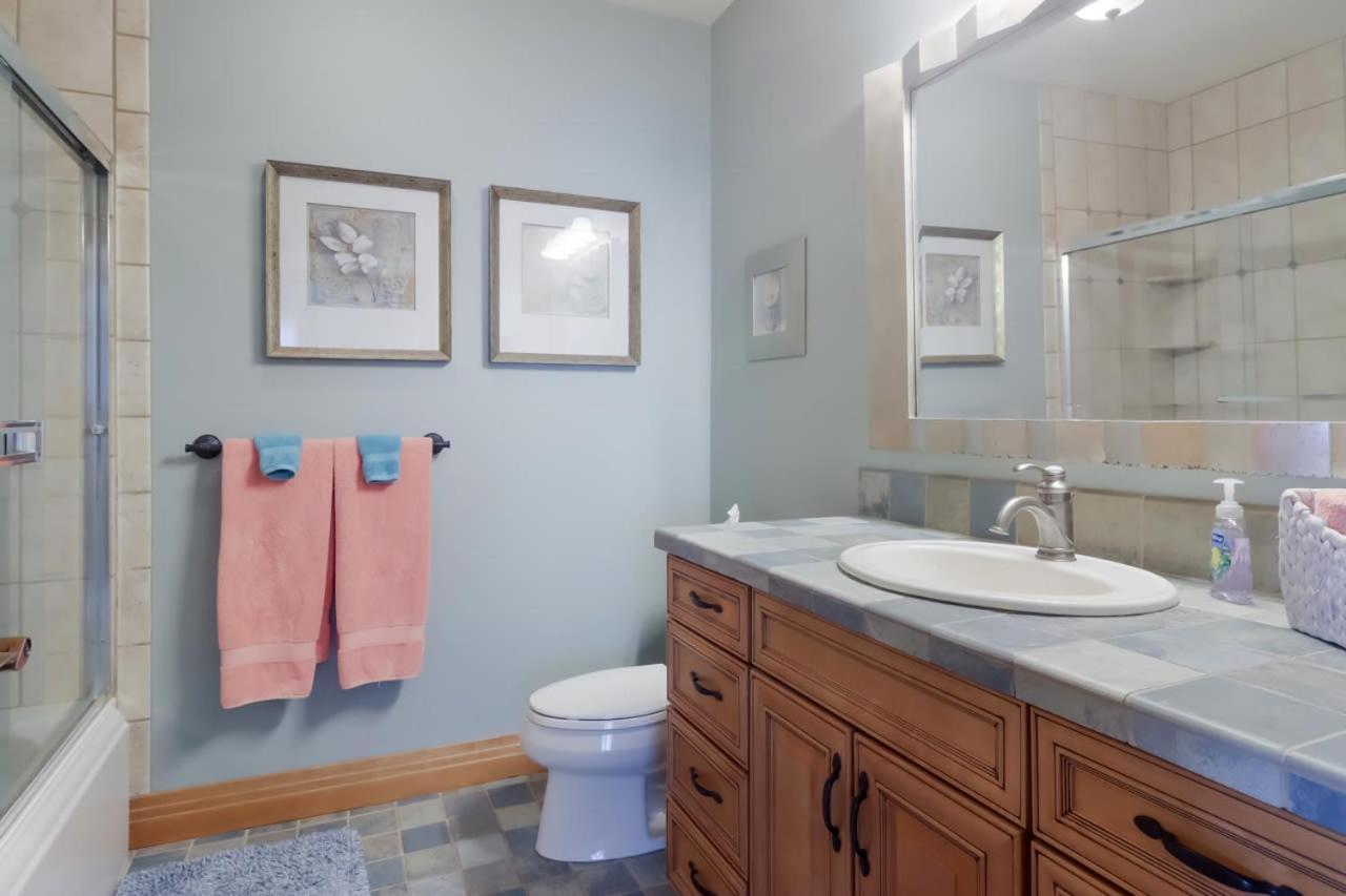 Sugar Beach Villa 1012 Luxury Waterfront Condo Traverse City Buitenkant foto