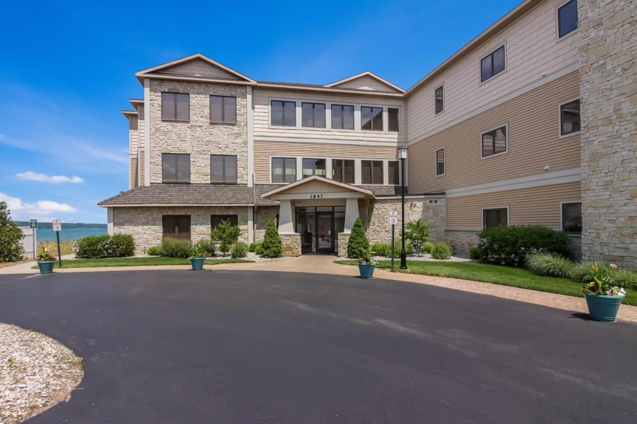 Sugar Beach Villa 1012 Luxury Waterfront Condo Traverse City Buitenkant foto