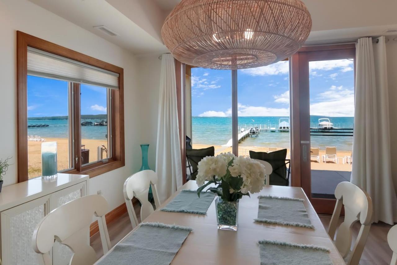 Sugar Beach Villa 1012 Luxury Waterfront Condo Traverse City Buitenkant foto